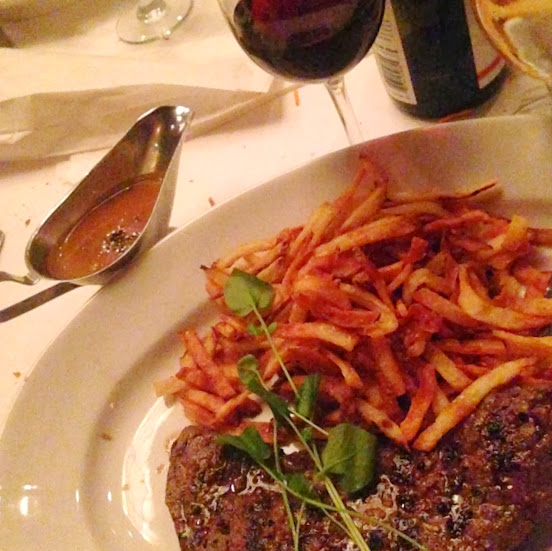 Steak frites with sauce au poivre