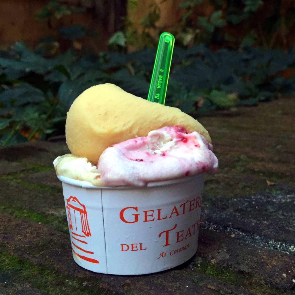 Gelato, Gelateria Del Teatro