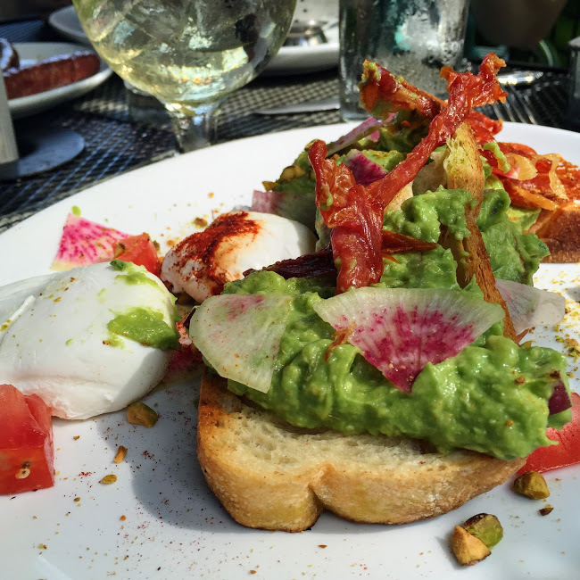 Avocado toast, Siena Tavern